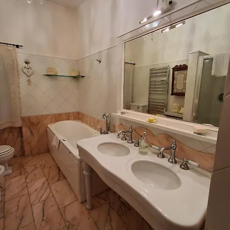 Lejlighed Casa Laura In Piazza Provenzano