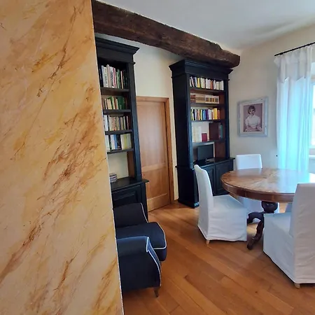 Lägenhet Casa Laura In Piazza Provenzano
